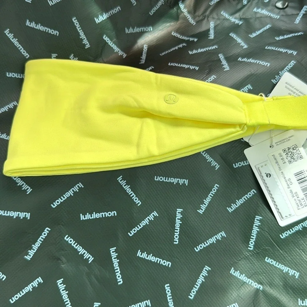 NWT Lululemon Reversible Fleece Wide Headband Electric Lemon yellow 🍋